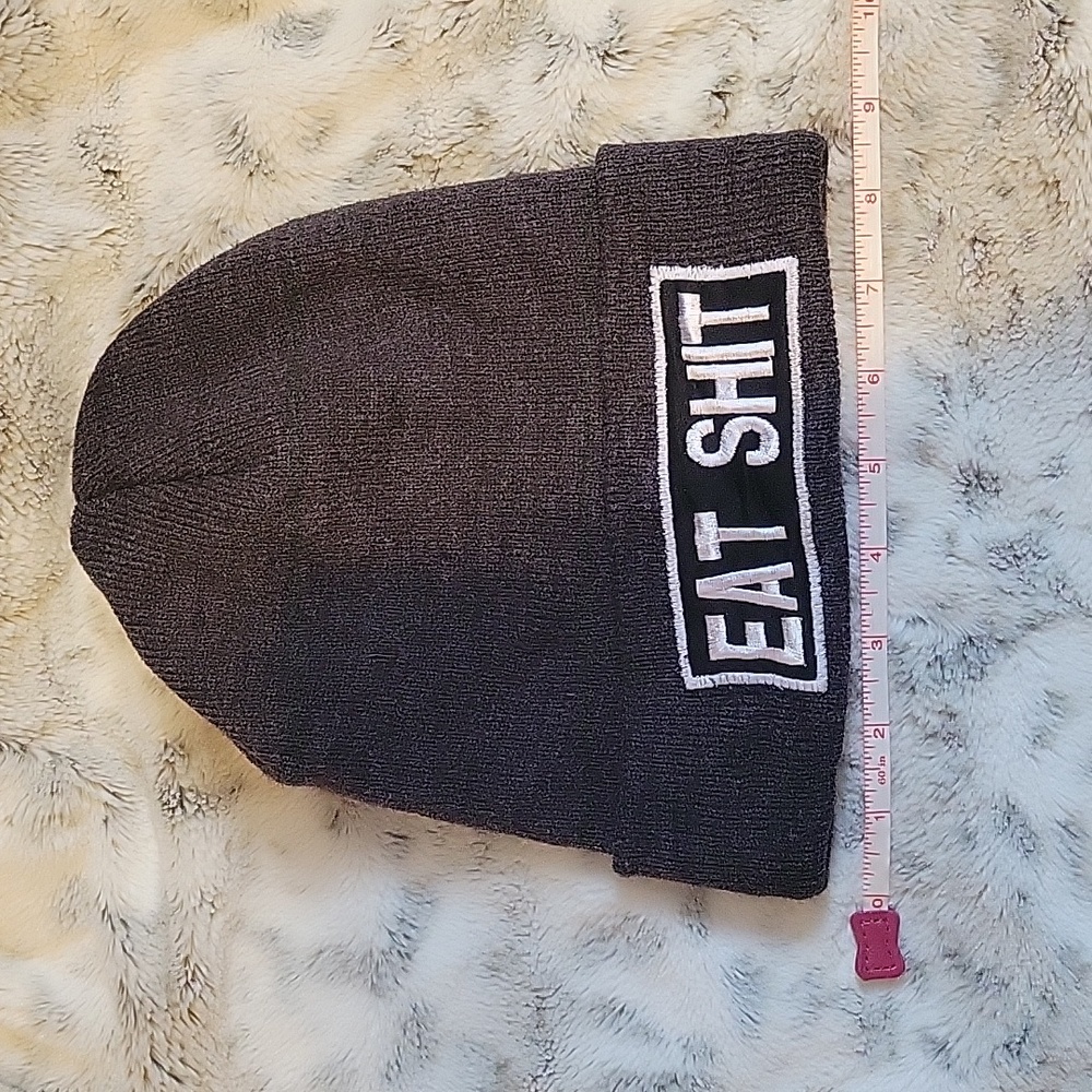 Gray Statement Toque - Picture 5 of 6